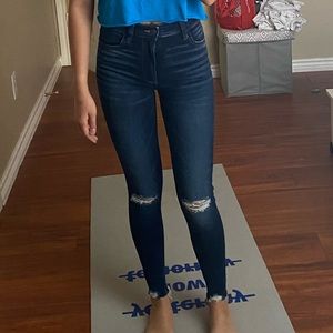 american eagle dark washed ripped jeans